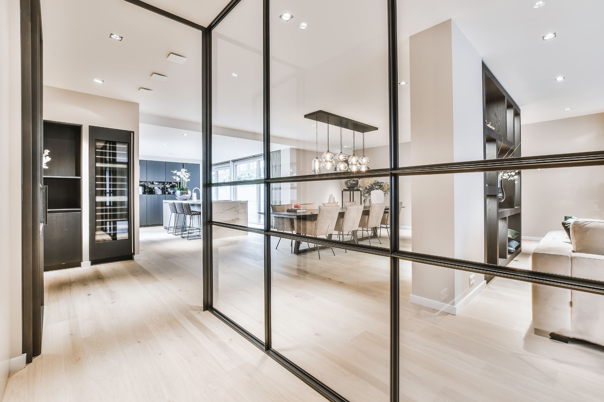 Servicio de Limpieza. INMOBILIARIA URBANOVA en Logroño